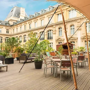 Crowne Plaza Republique By Ihg **** Париж