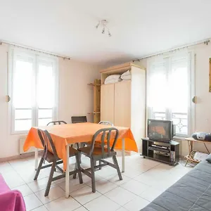 2 Pièces Calme Et Central, 10ème Appartement